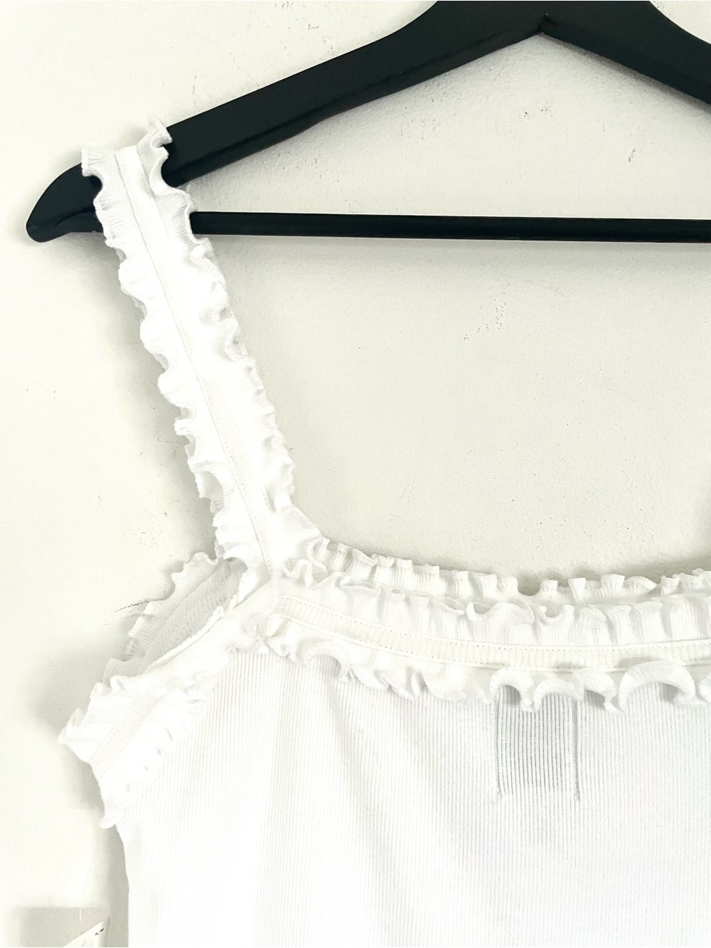 Anthropologie Maeve Dorrie Ruffled Cami in White M NWT Minimalist Capsule - Picture 11 of 11